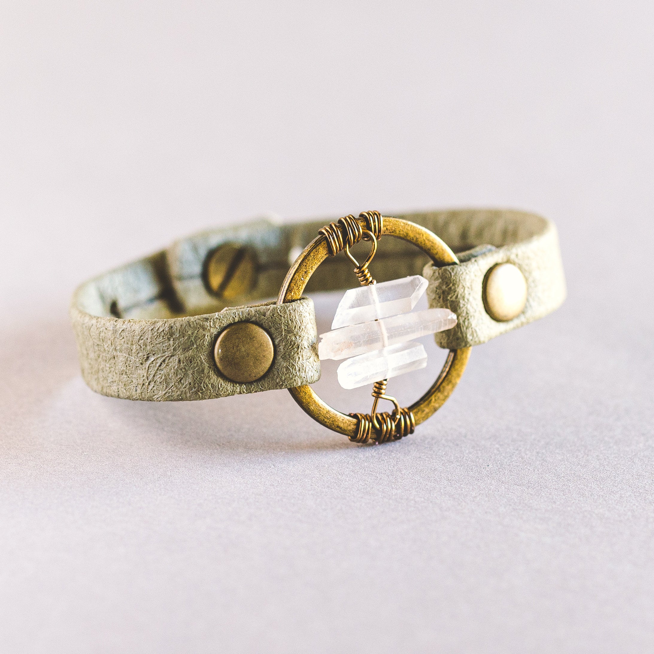 Vegan Be The Light Bracelet - Antique Brass