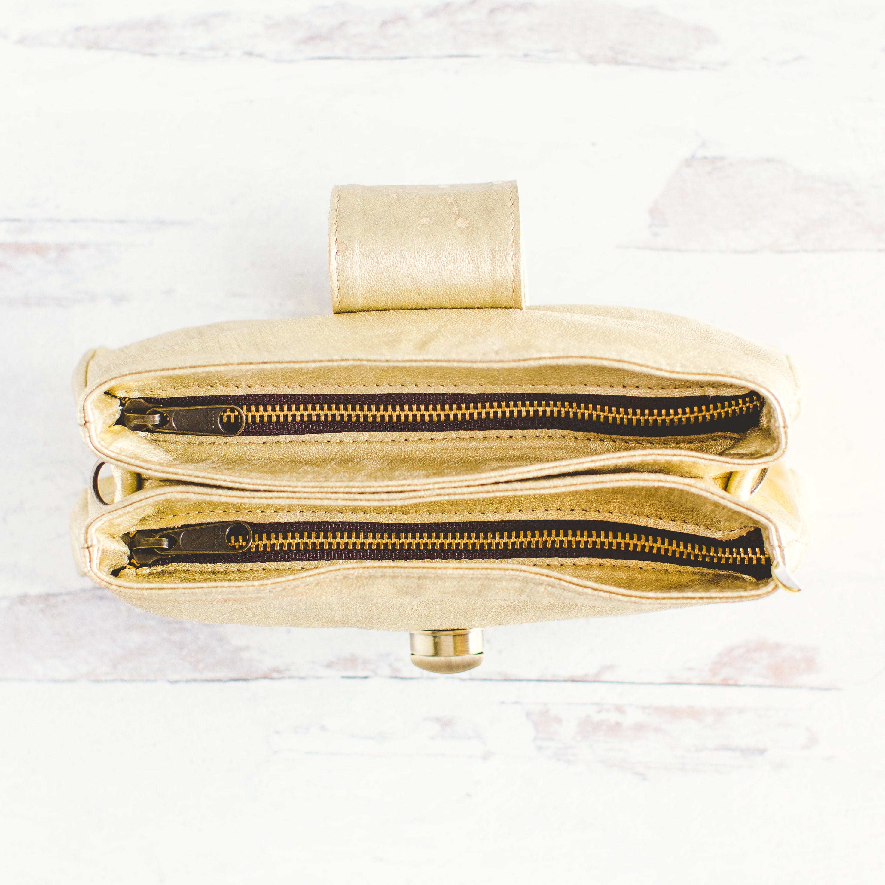 Omni Clutch - Antique Brass