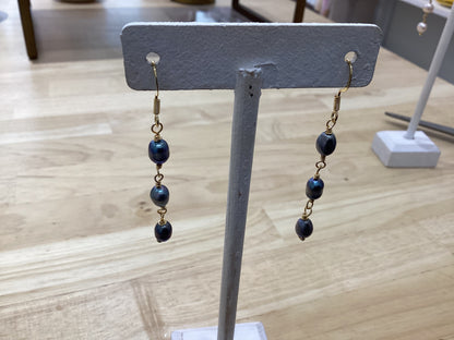 Edison Pearl Earrings