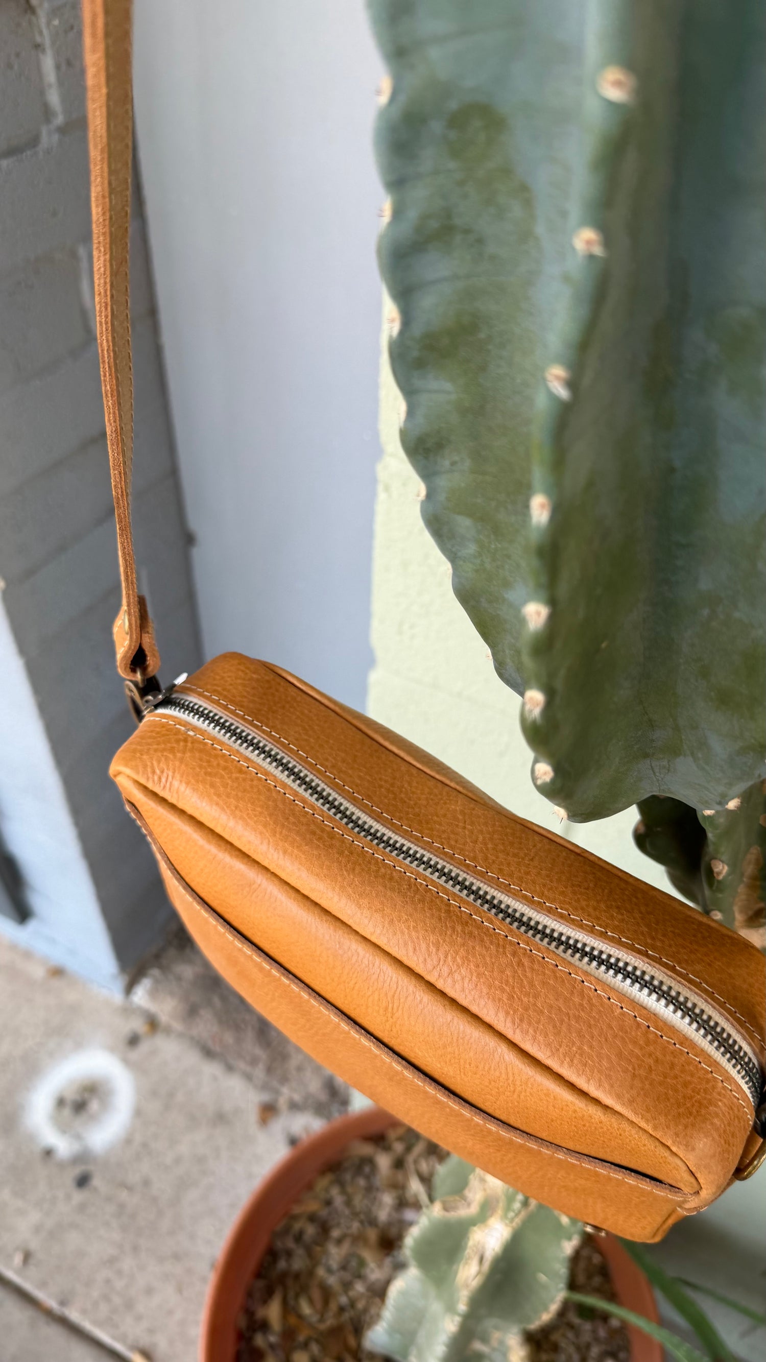 Mia Leather Toaster Bag