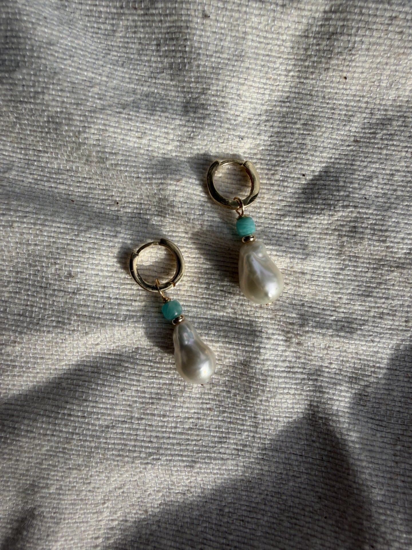Gold Pearl Huggies