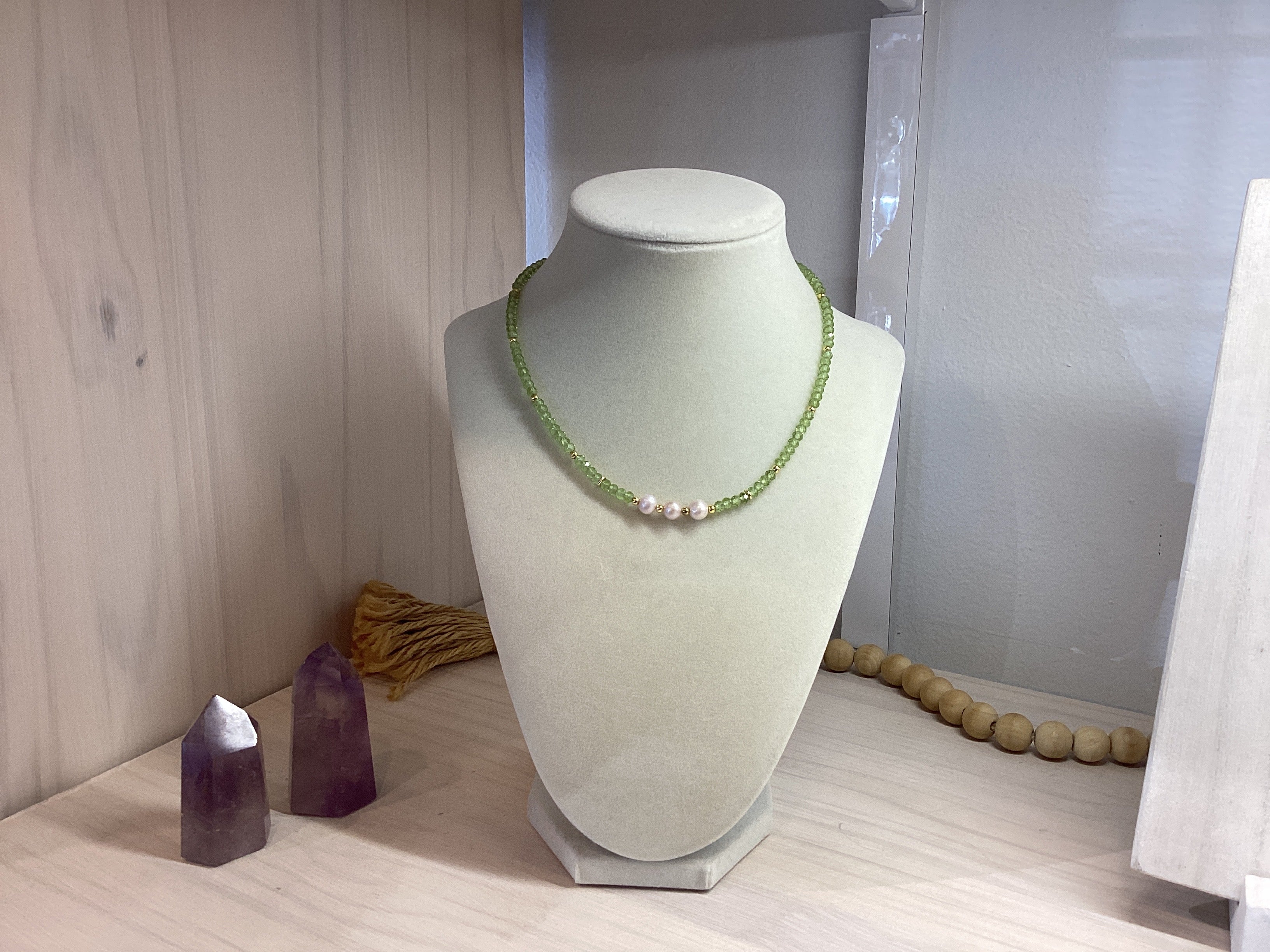 Beaded Crystal Necklace - Peridot &amp; Pearl