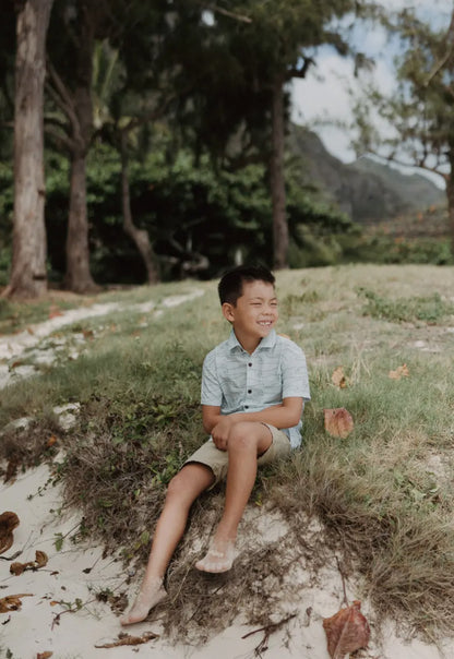 Aloha shirt boy’s “waves”