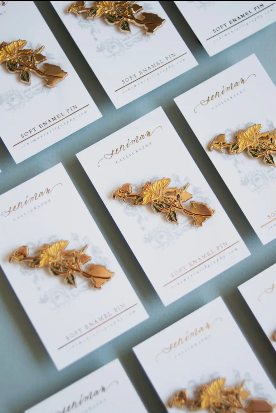 Hawaii Yellow Hibiscus Pin