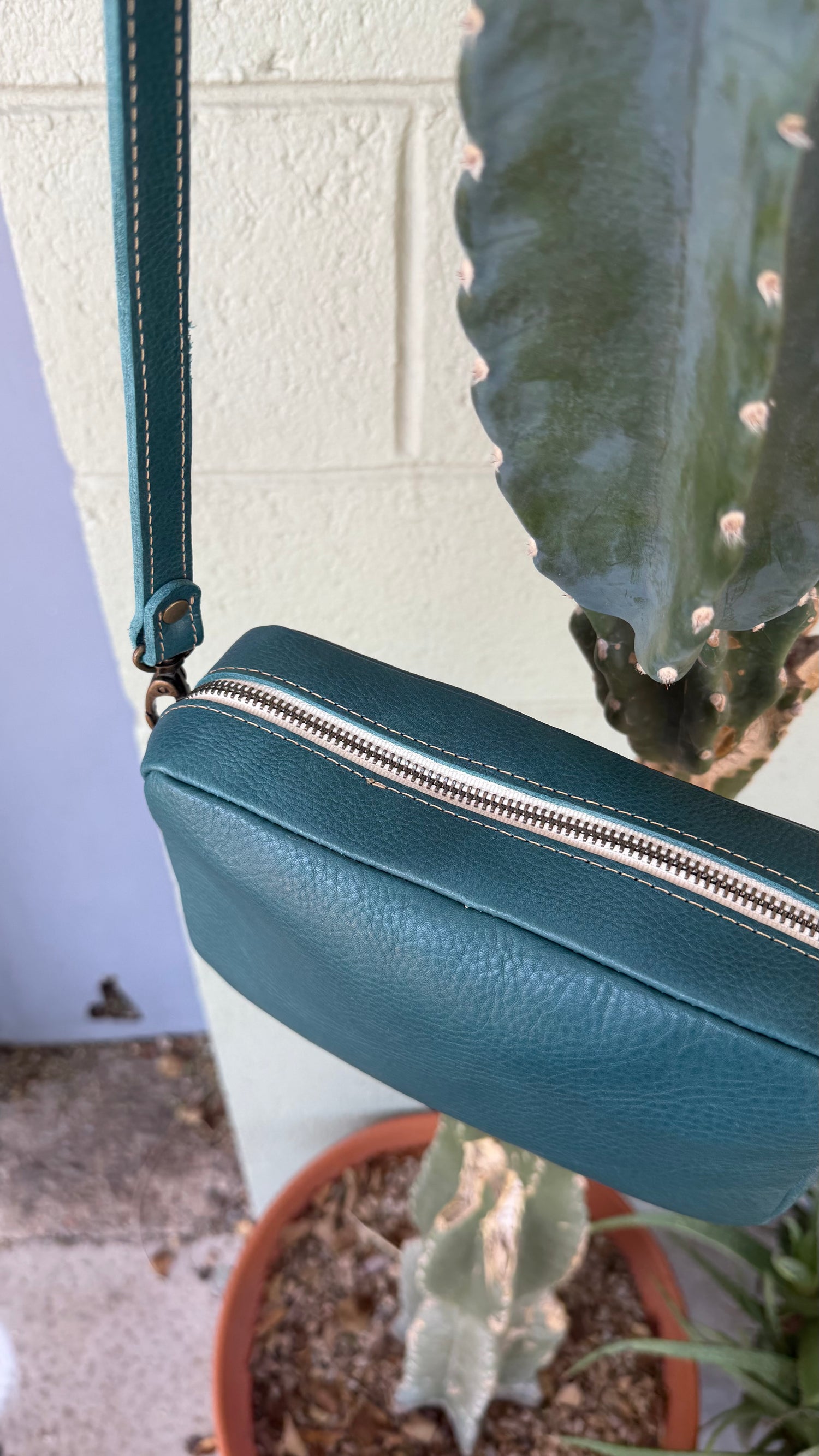 Mia Leather Toaster Bag