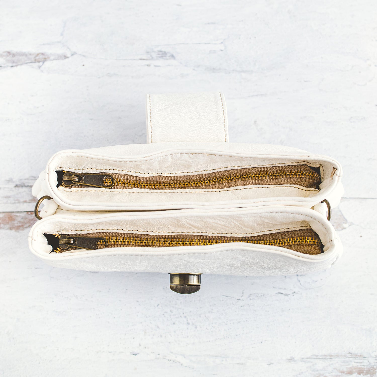 Omni Clutch - Antique Brass