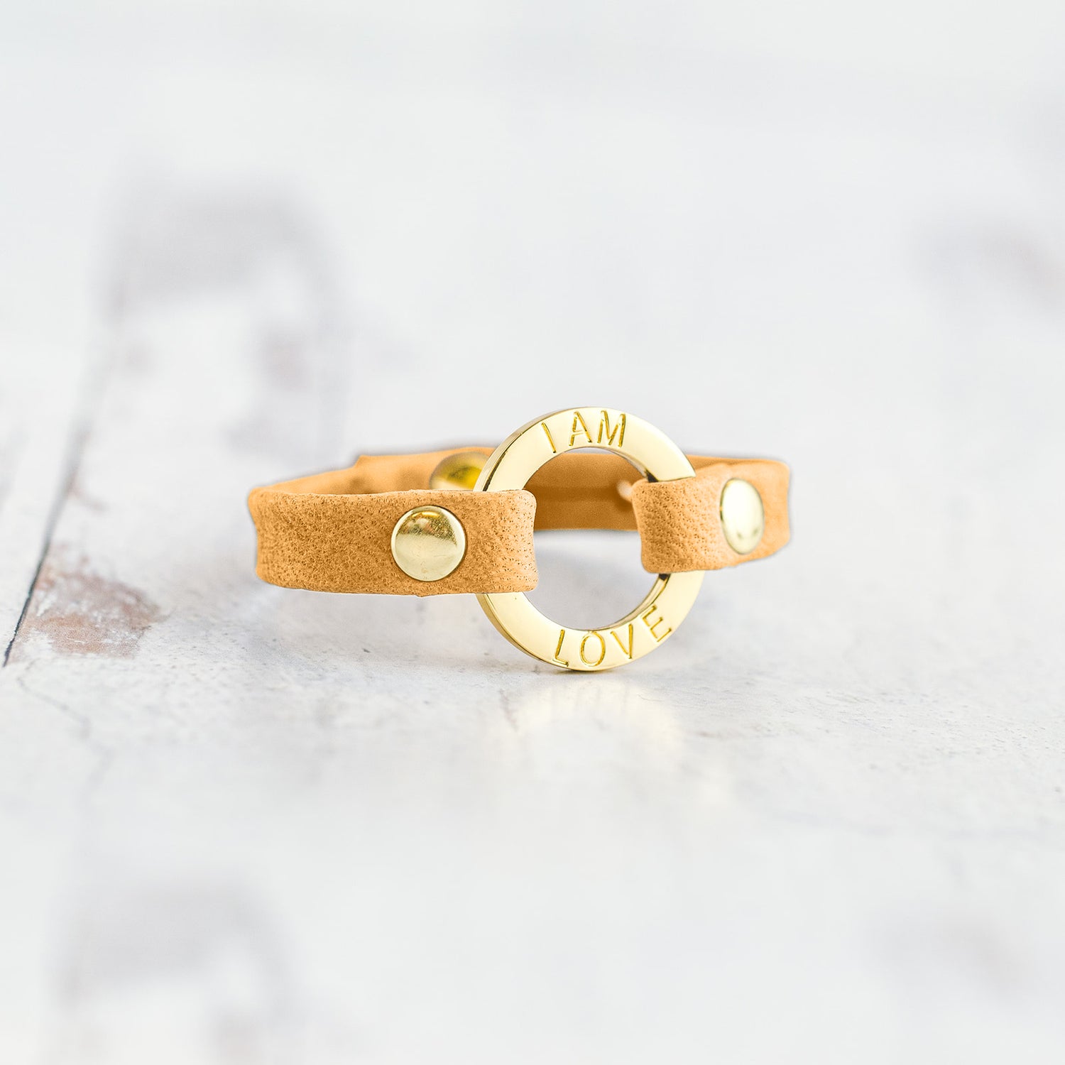 Mantra “I AM LOVE” Bracelet - Gold