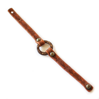 Circle Of Love - Leaf - Antique Brass